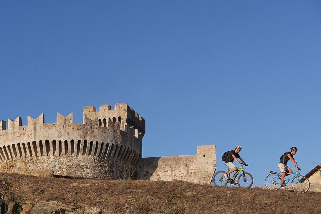 Etruscan Coast-Populonia-photo by Enrico-Caracciolo